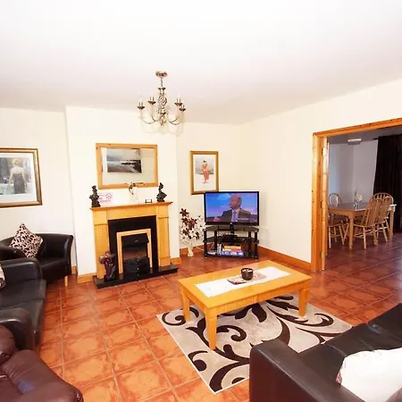 Holiday Luxury By Lakes * Cill Airne